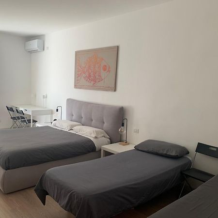 Ursino Castle Terrace Residence คาตาเนีย ภายนอก รูปภาพ
